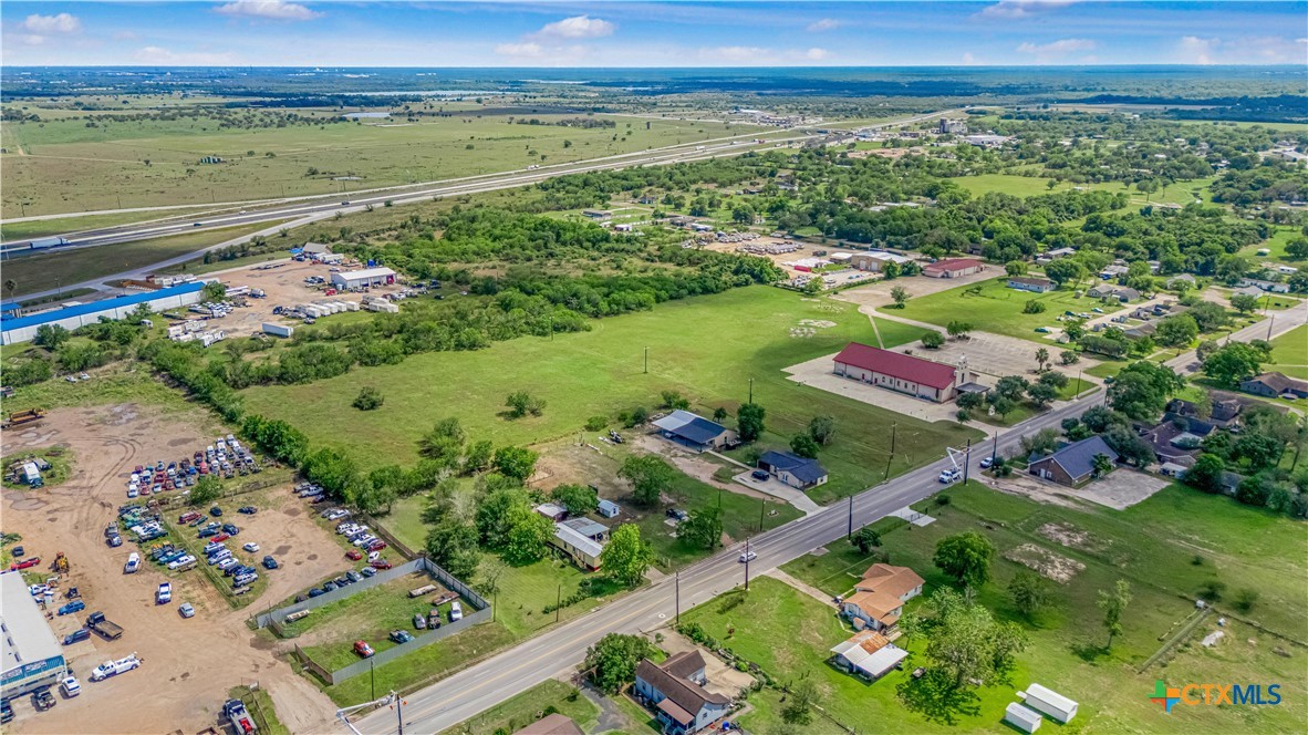 main property photo 16