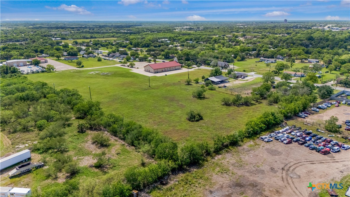 main property photo 6