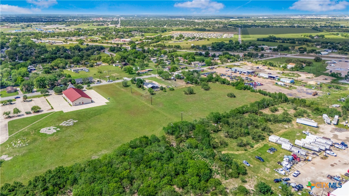 main property photo 8