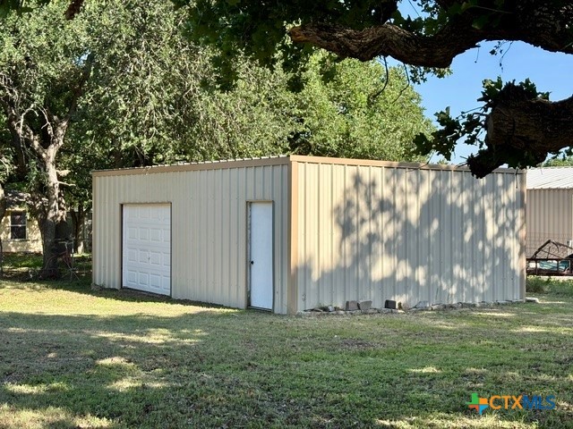 main property photo 12