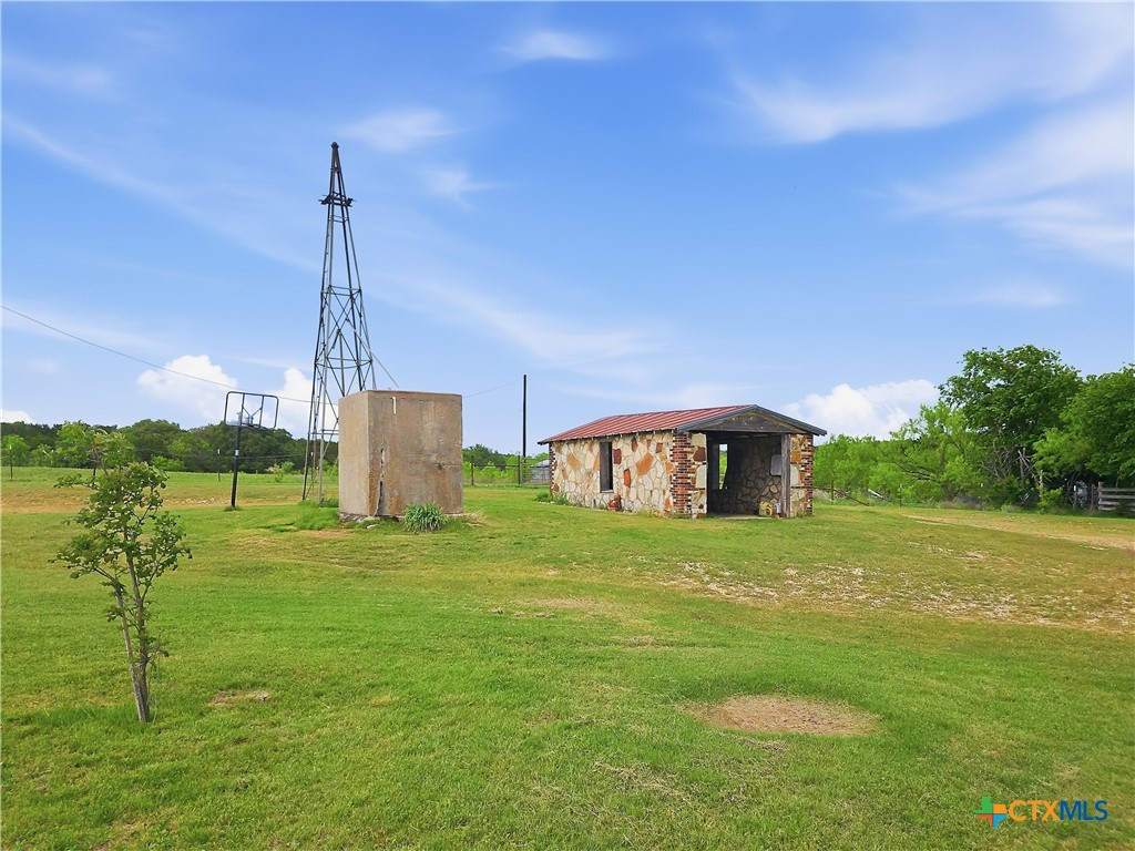 main property photo 6
