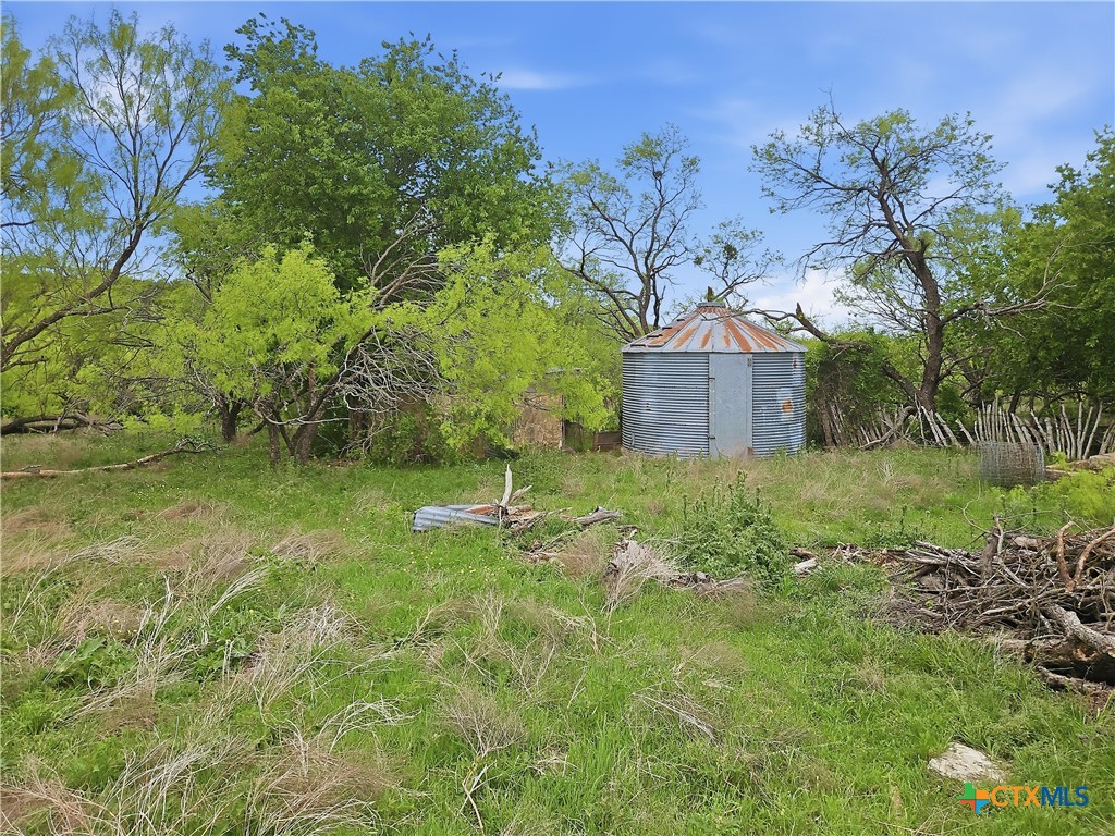 main property photo 9