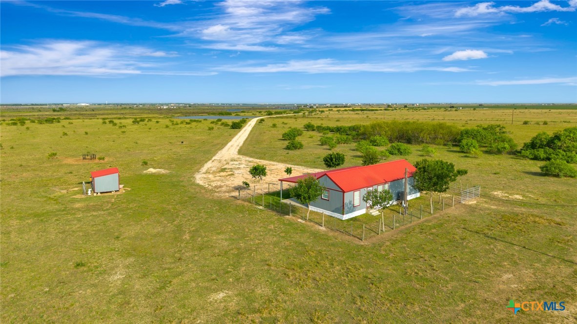 main property photo 10