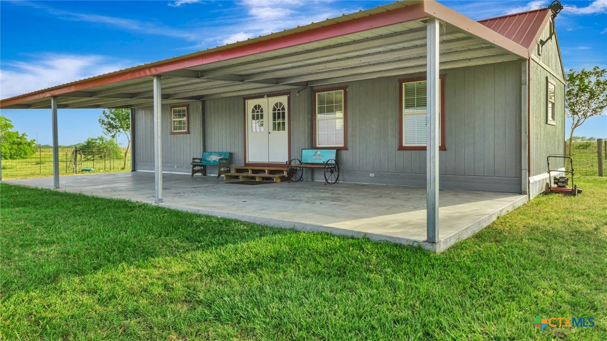 main property photo 11