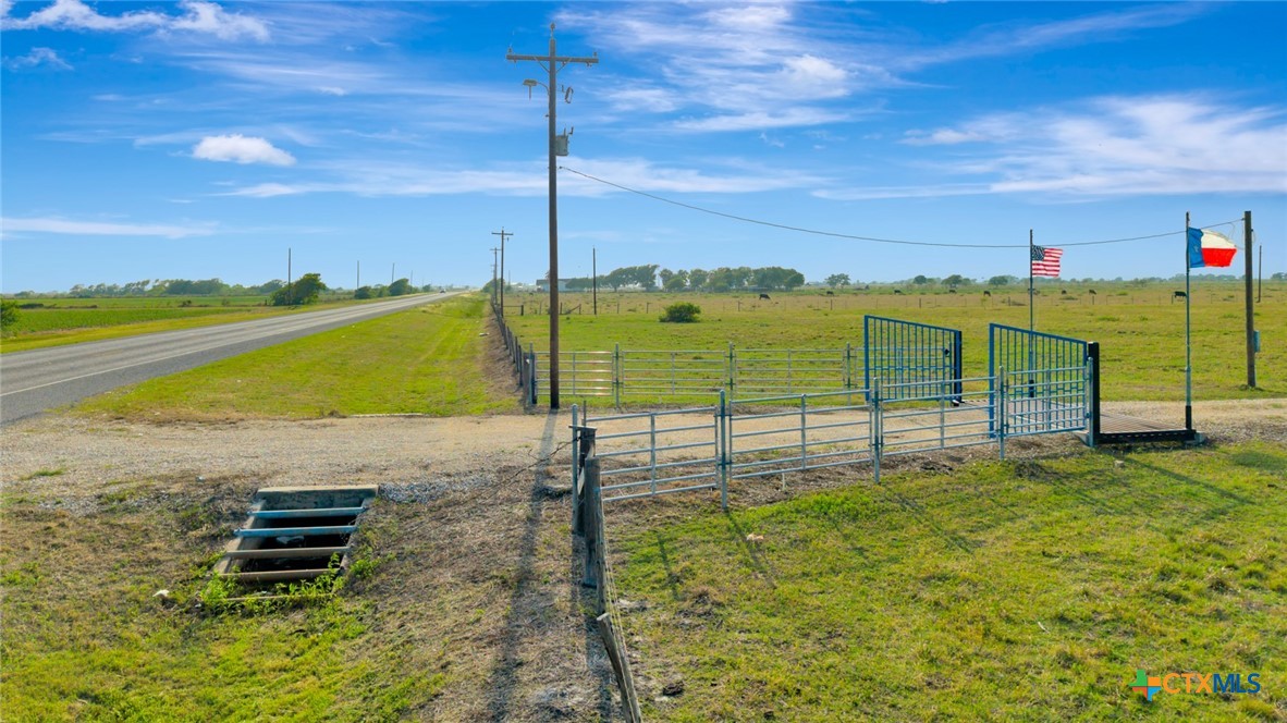 main property photo 32