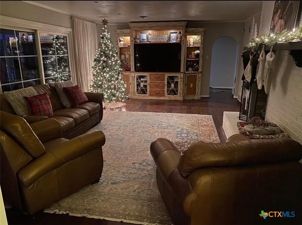 main property photo 7