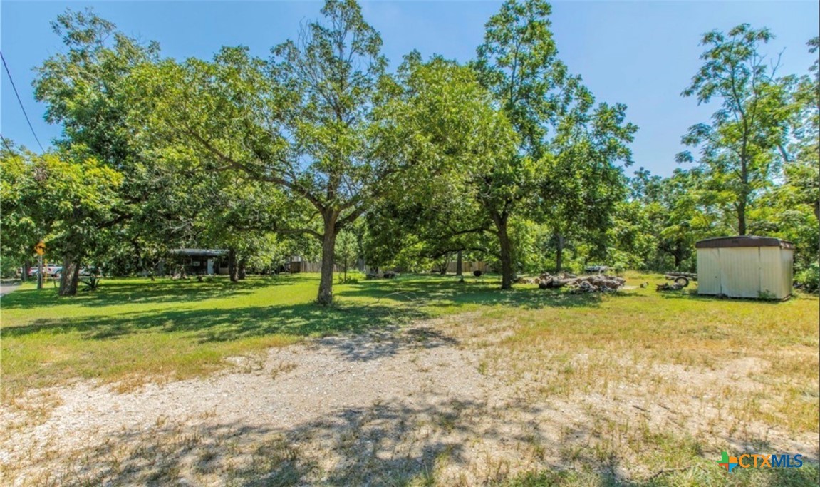 main property photo 11