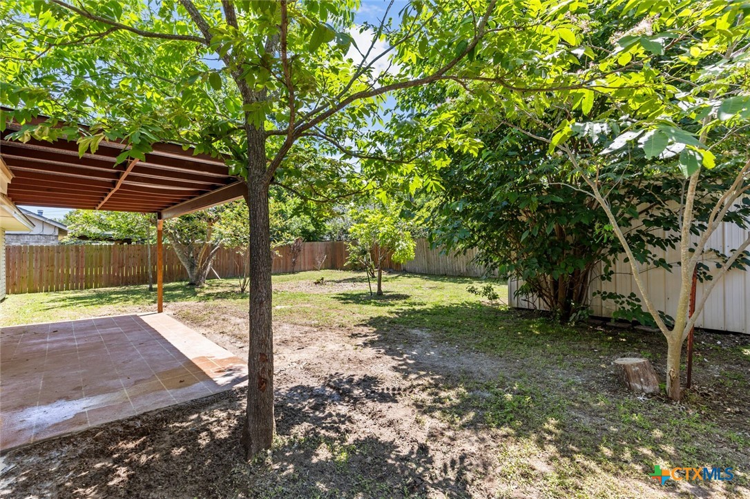 main property photo 39