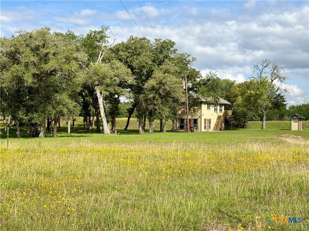 main property photo 10