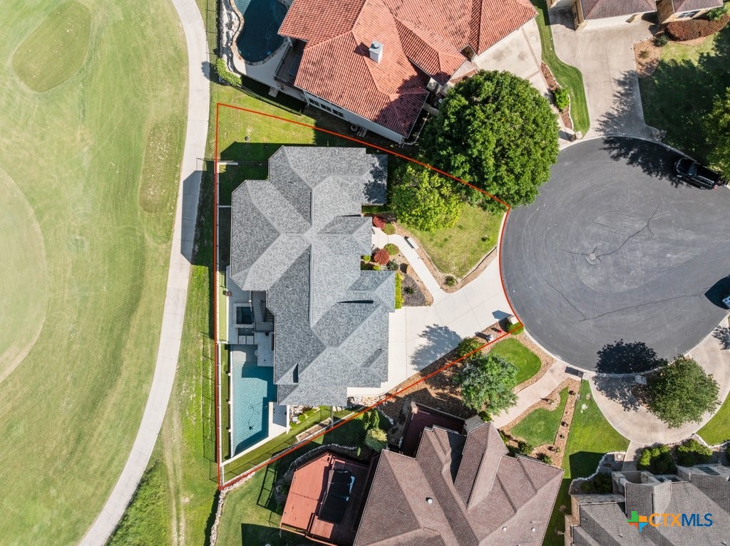 main property photo 44