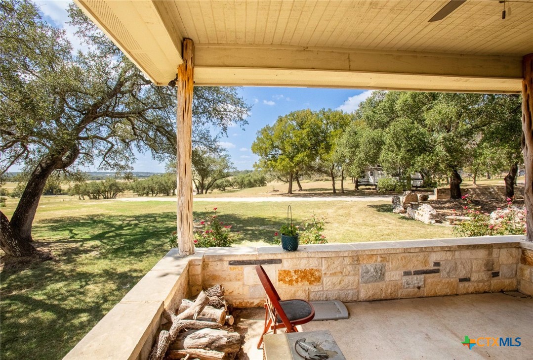 main property photo 10