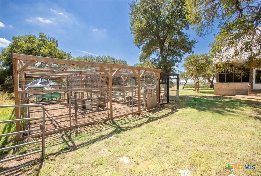 main property photo 12