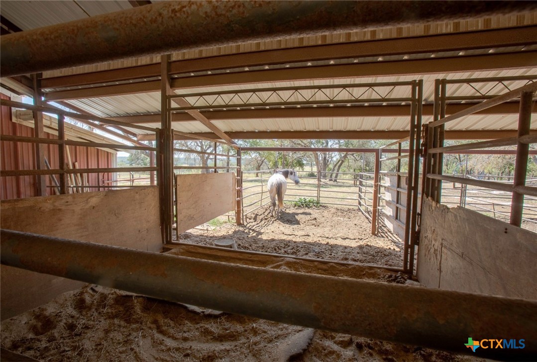 main property photo 16