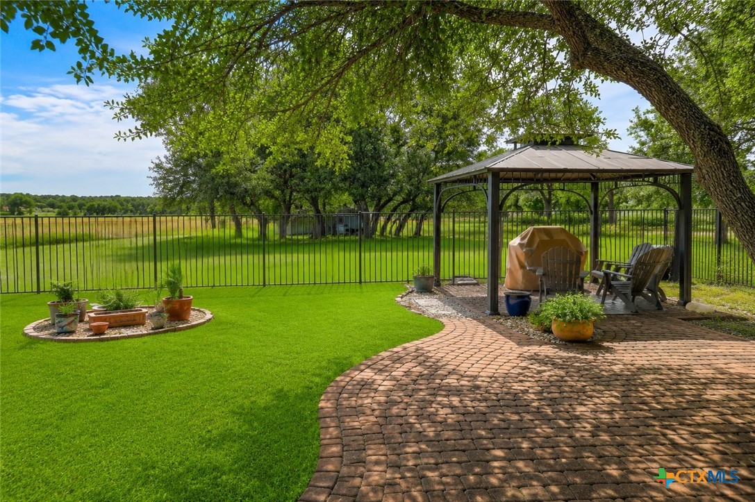 main property photo 47