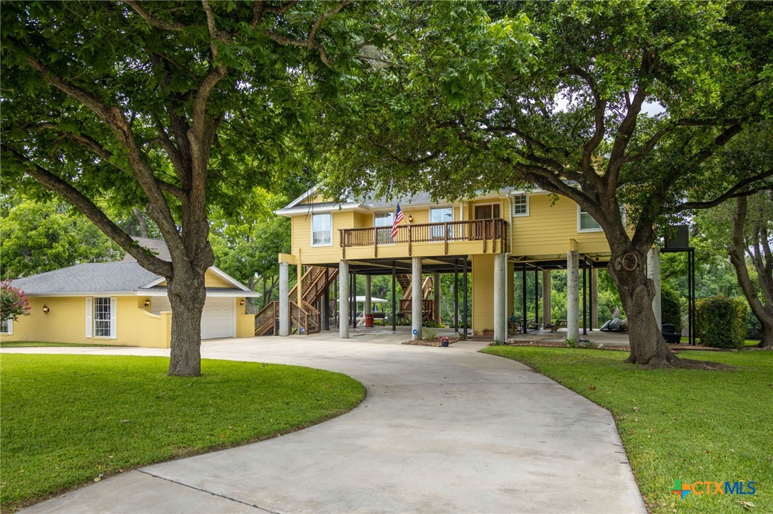 main property photo 6