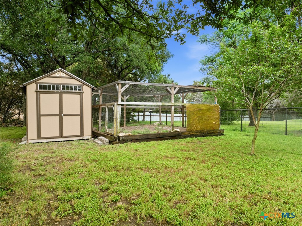 main property photo 34