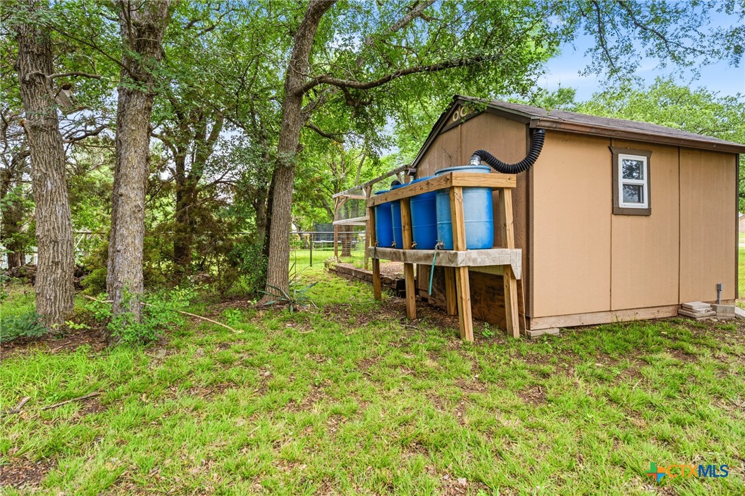 main property photo 35