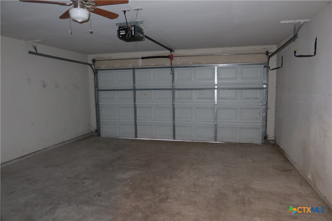 main property photo 11