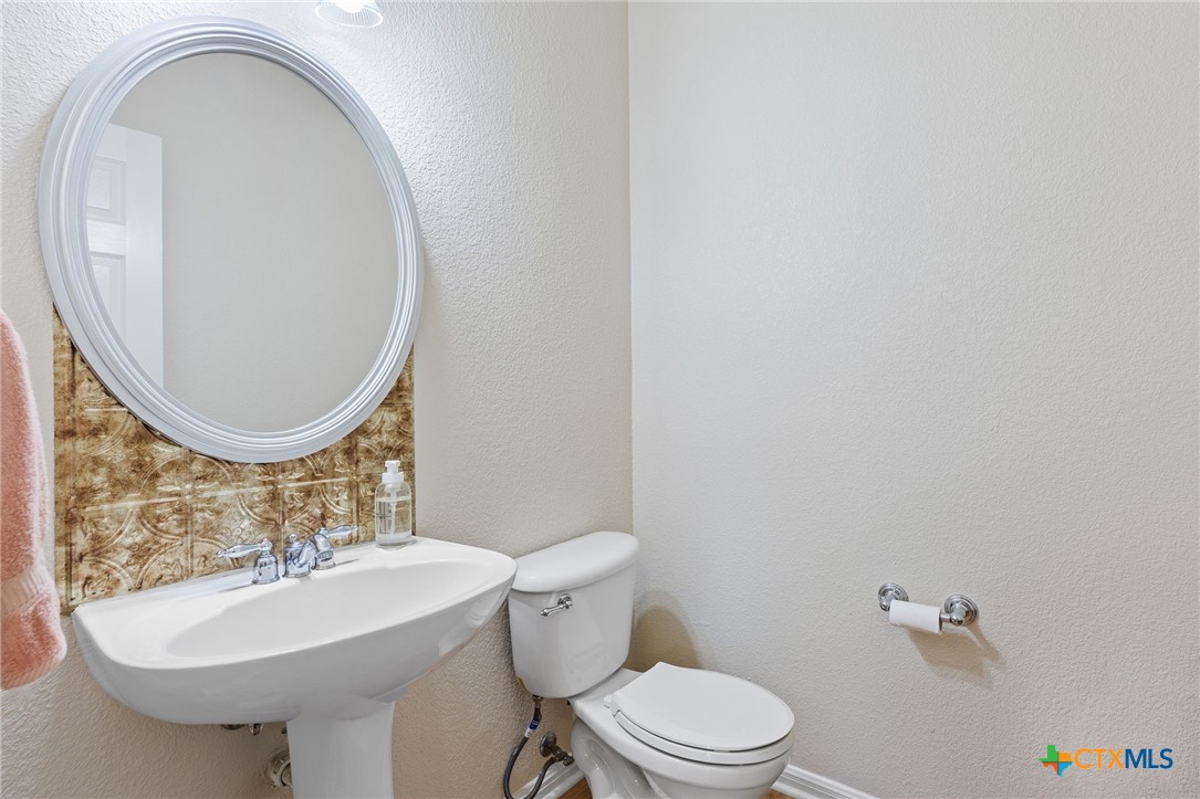 main property photo 16
