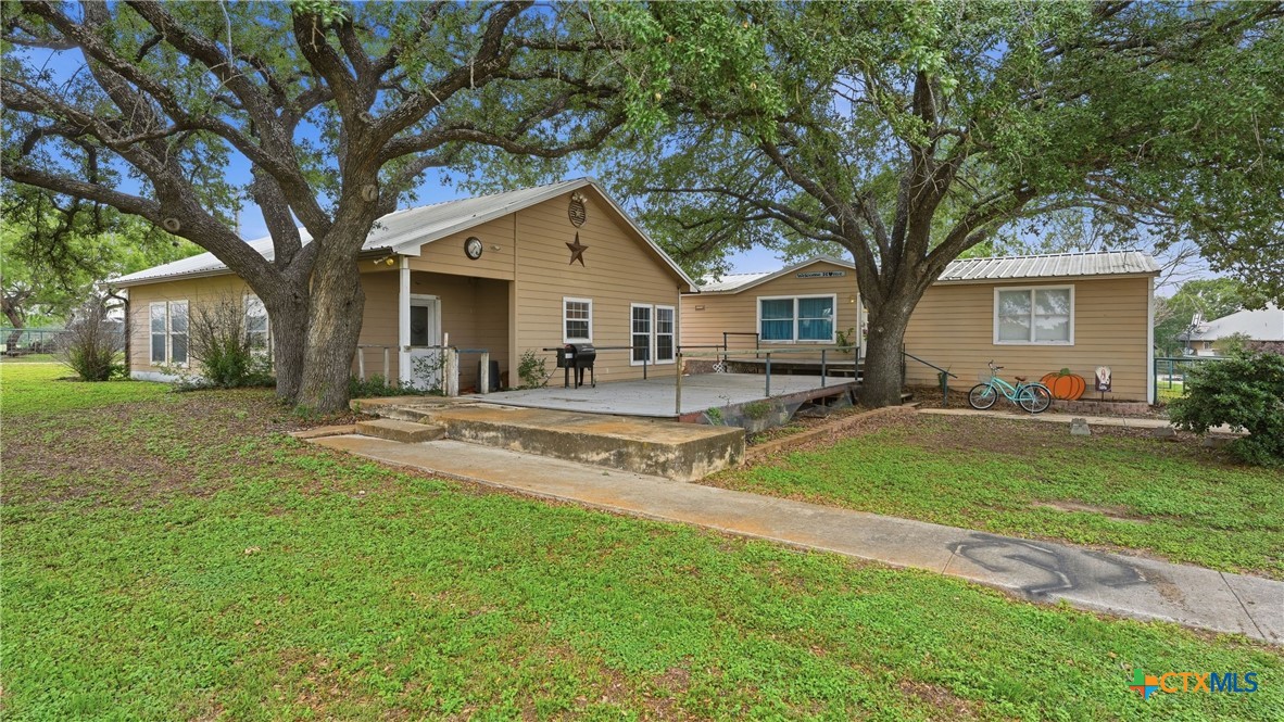 main property photo 27