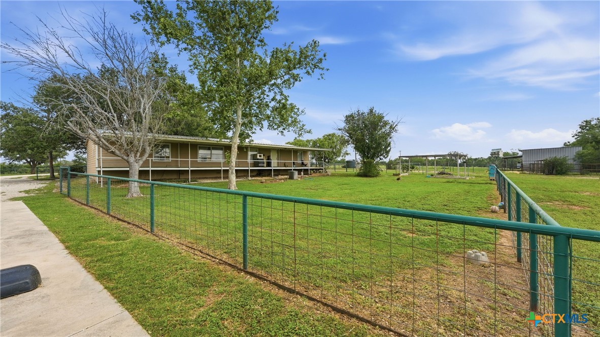 main property photo 30