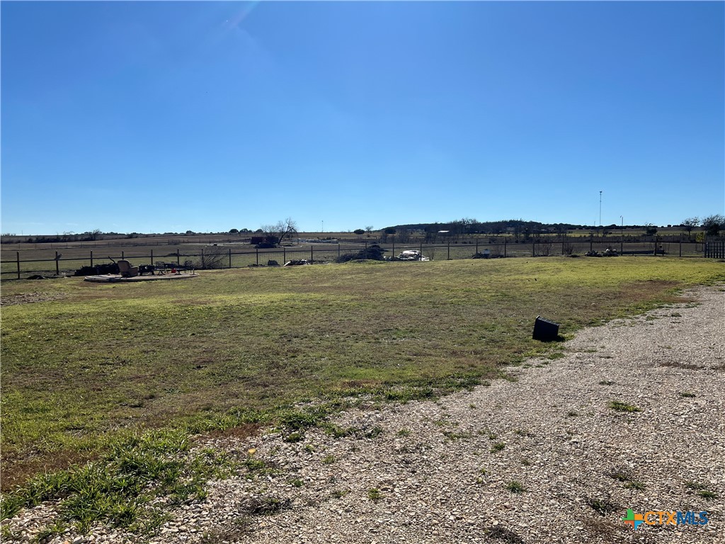 main property photo 11