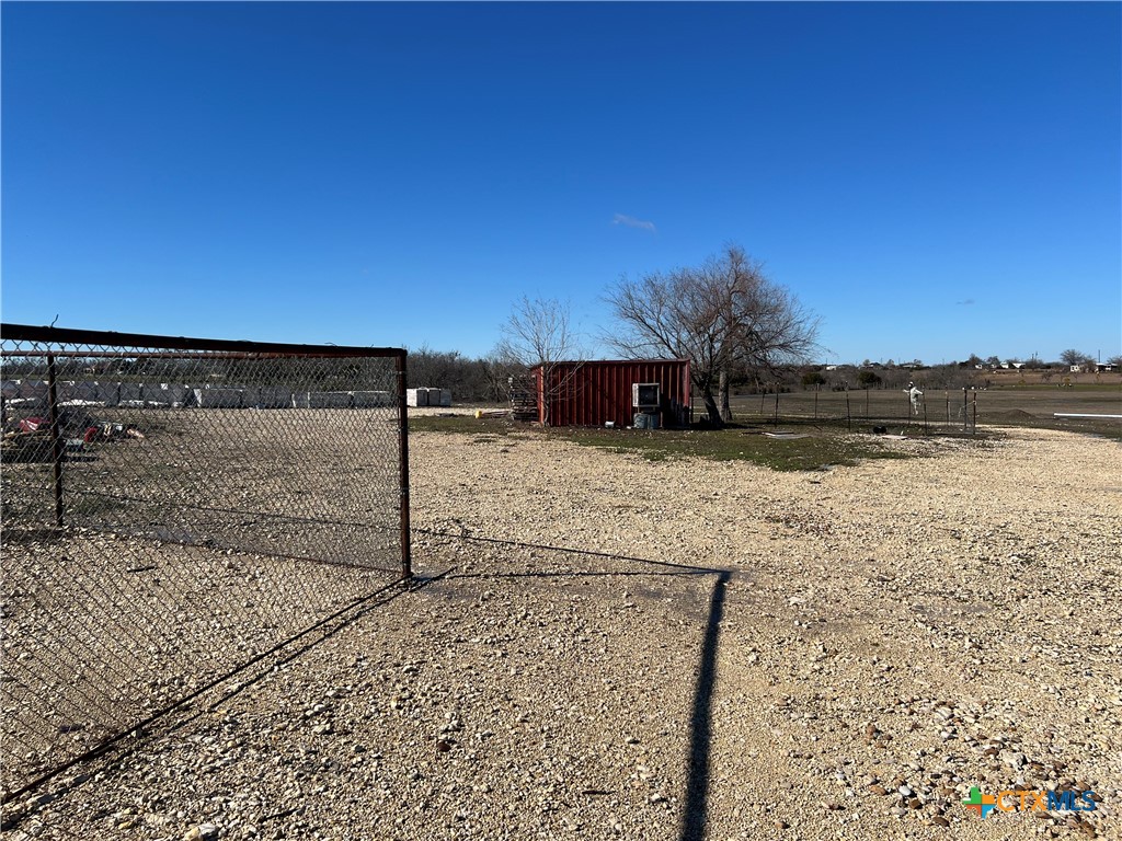 main property photo 16