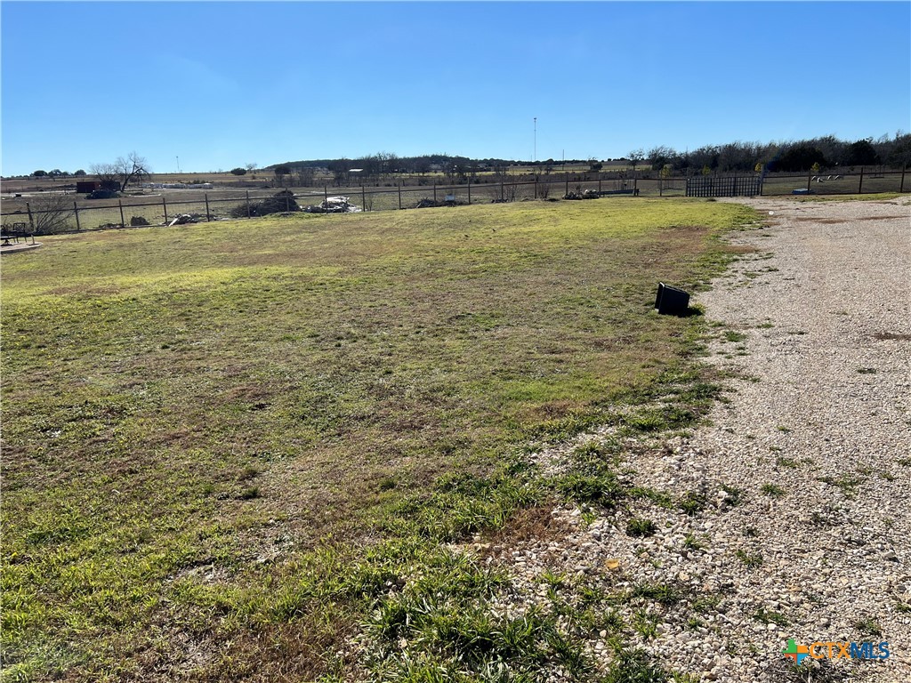 main property photo 9