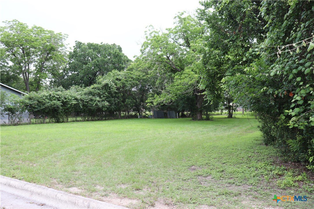 main property photo 8