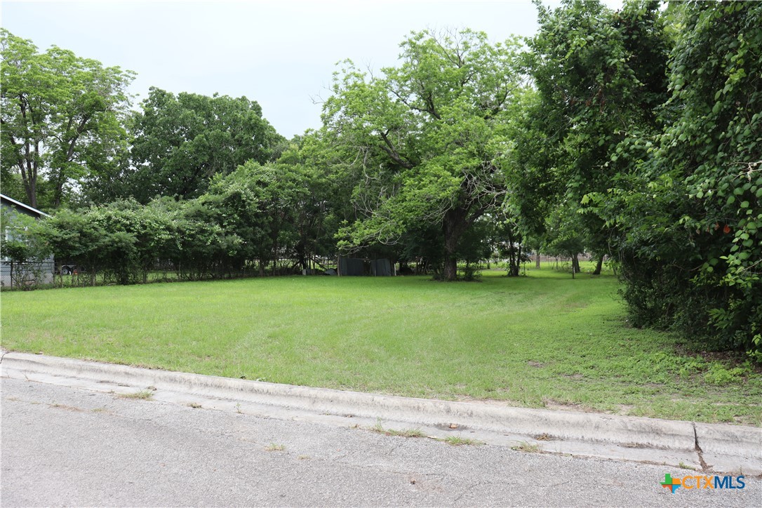 main property photo 9