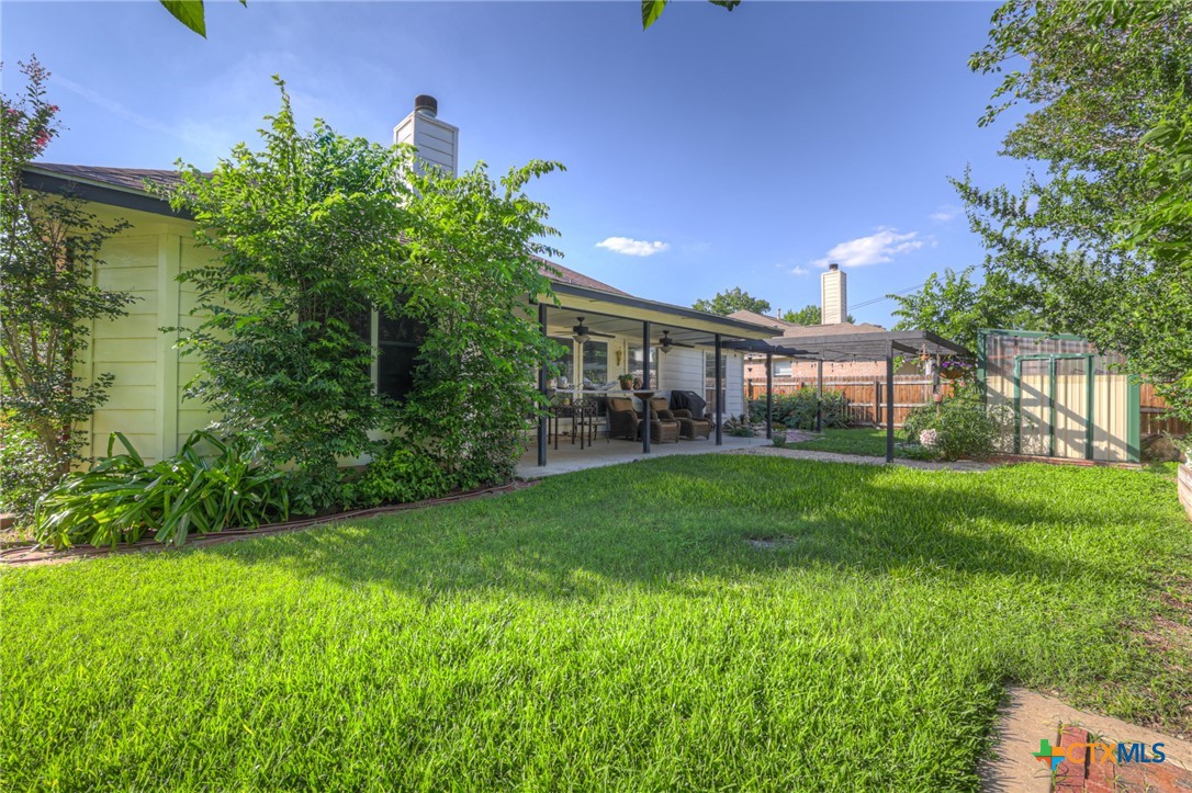 main property photo 33