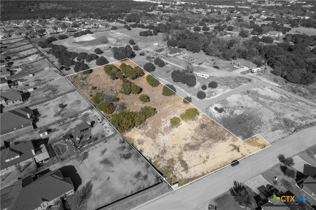 main property photo 11
