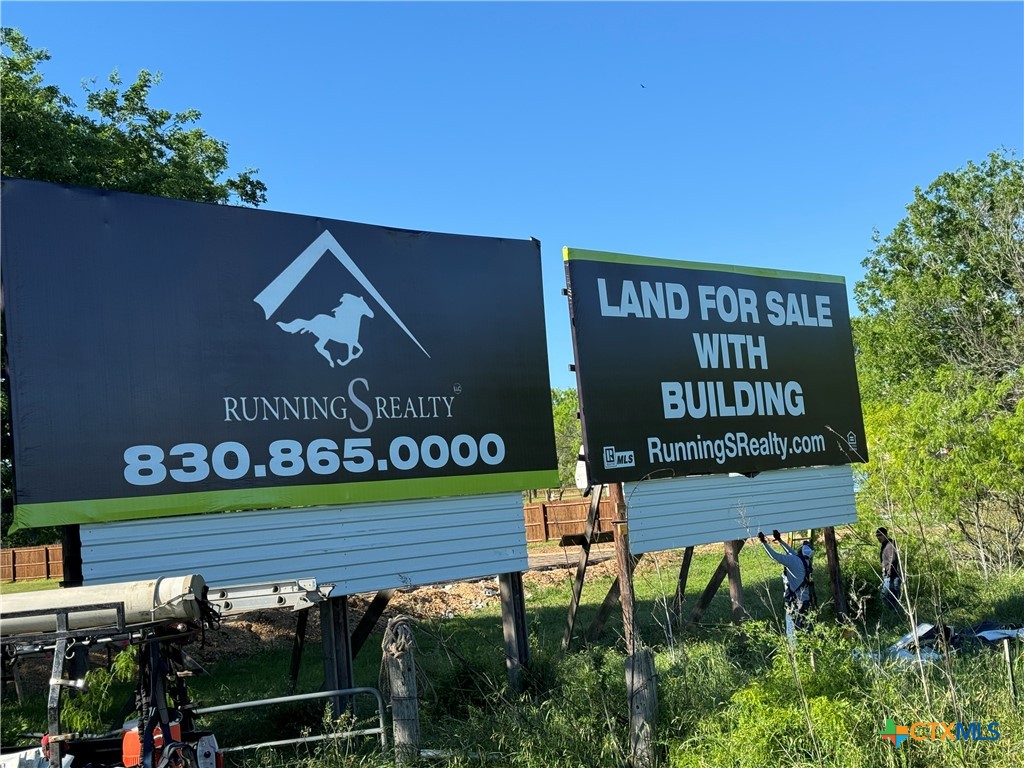main property photo 4