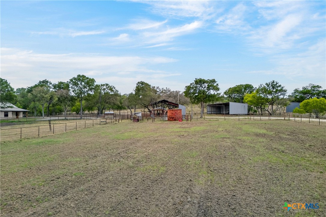 main property photo 9