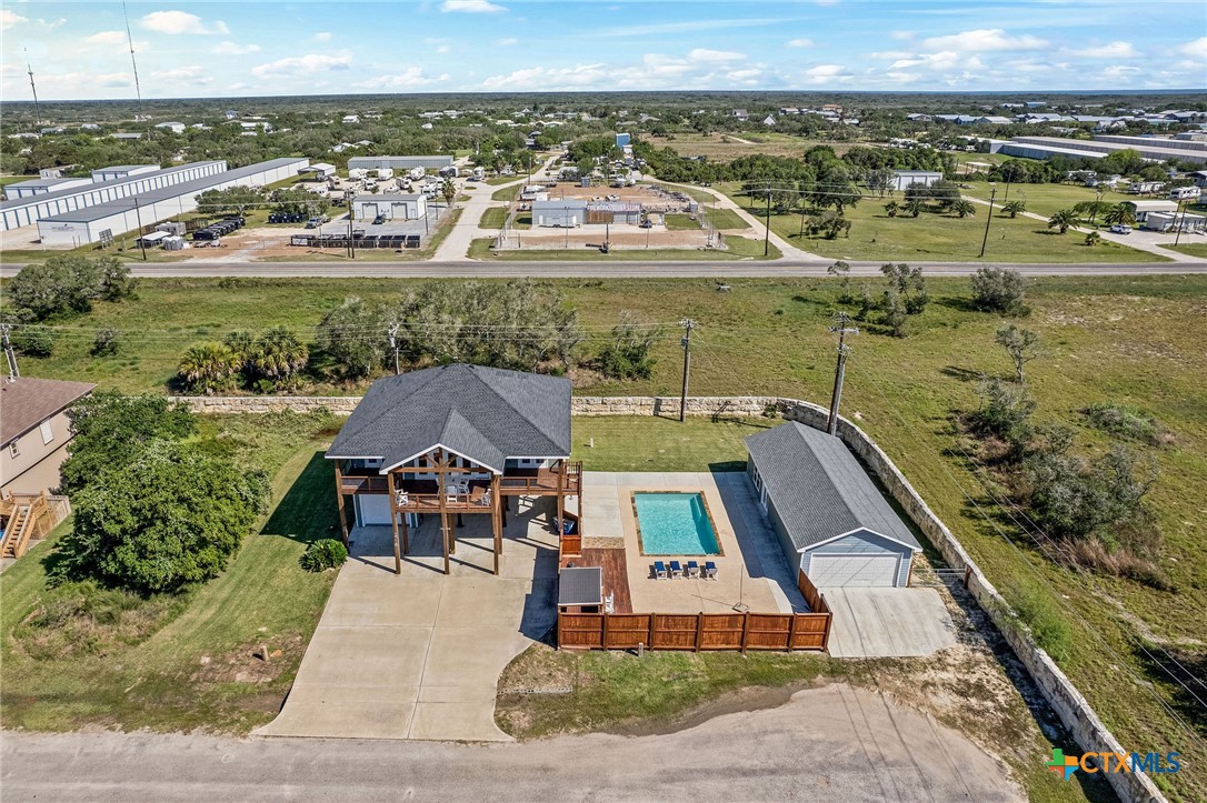 main property photo 16