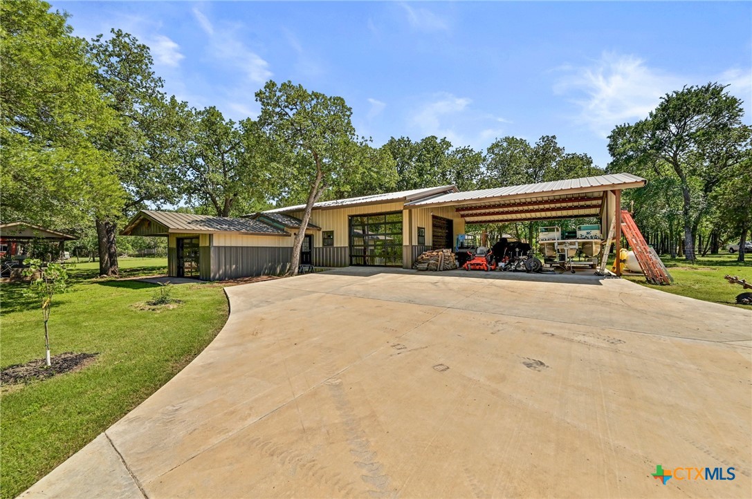 main property photo 32