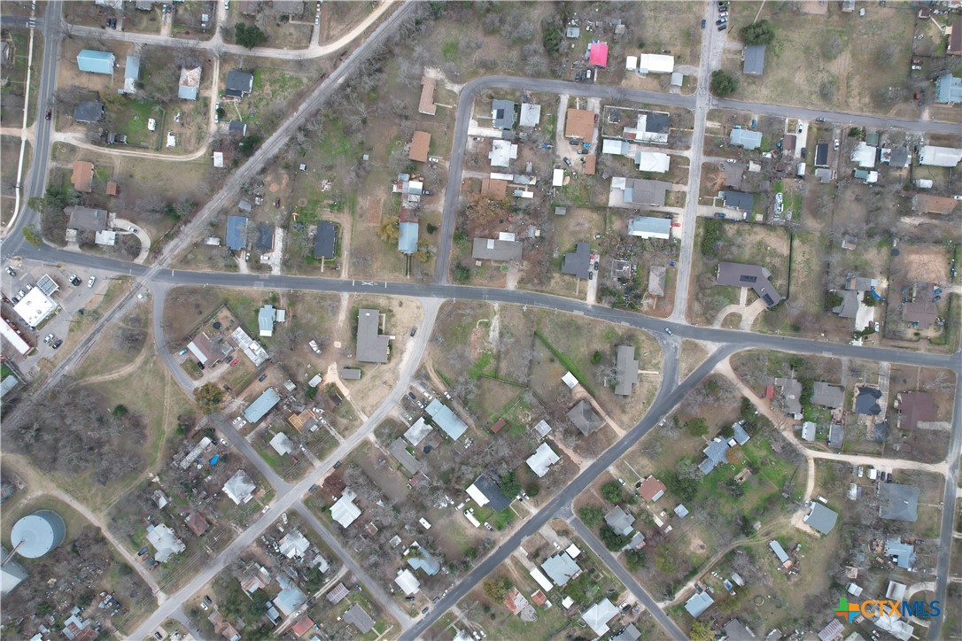 main property photo 6