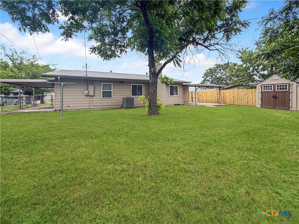 main property photo 23