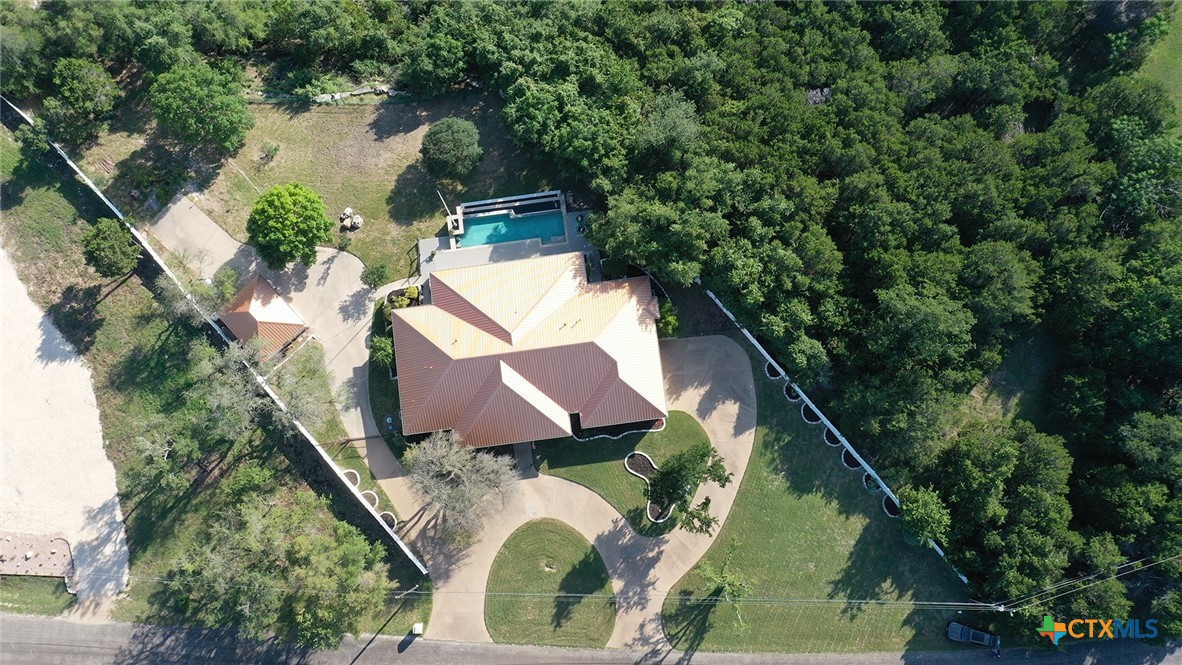 main property photo 33