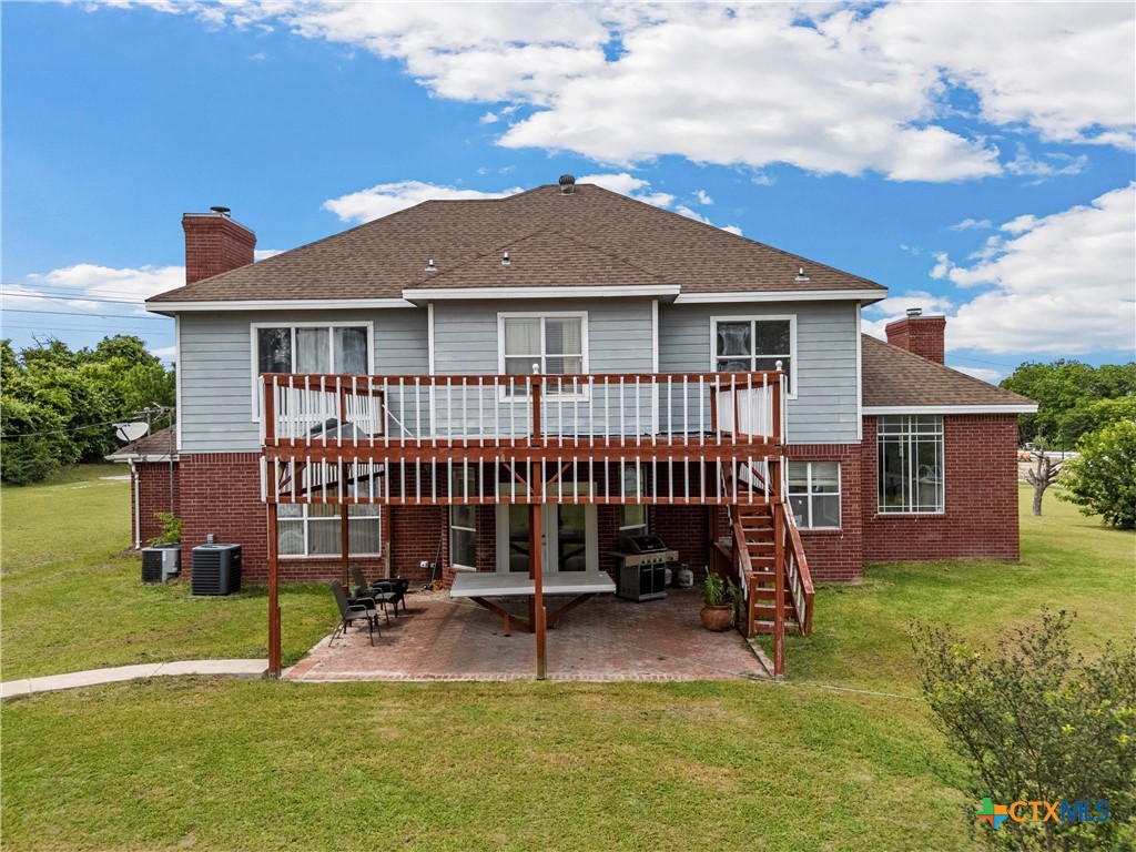 main property photo 31