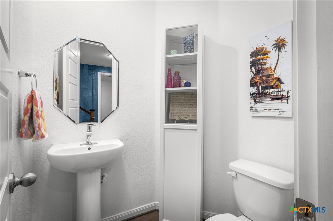 main property photo 10