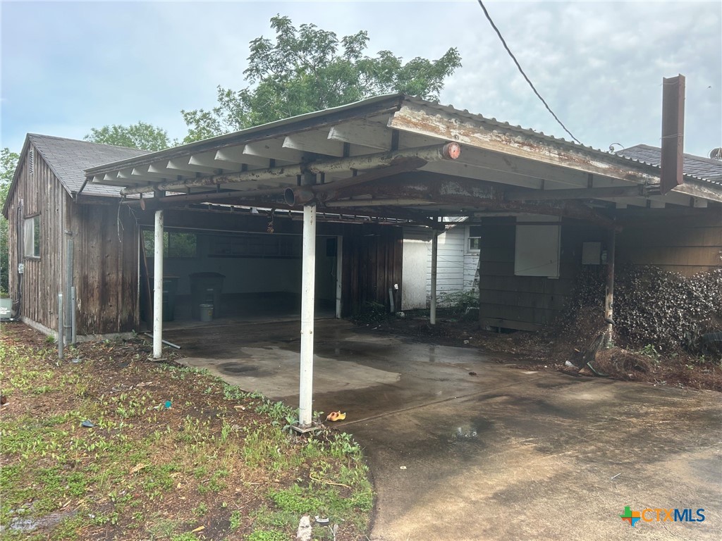 main property photo 3