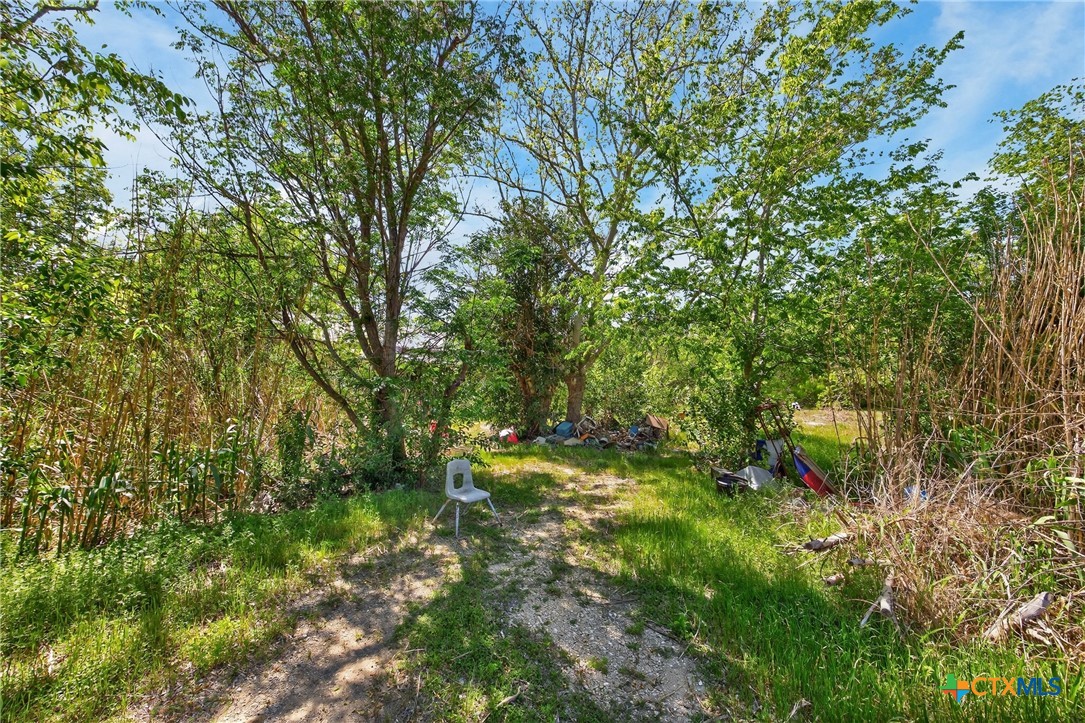 main property photo 10