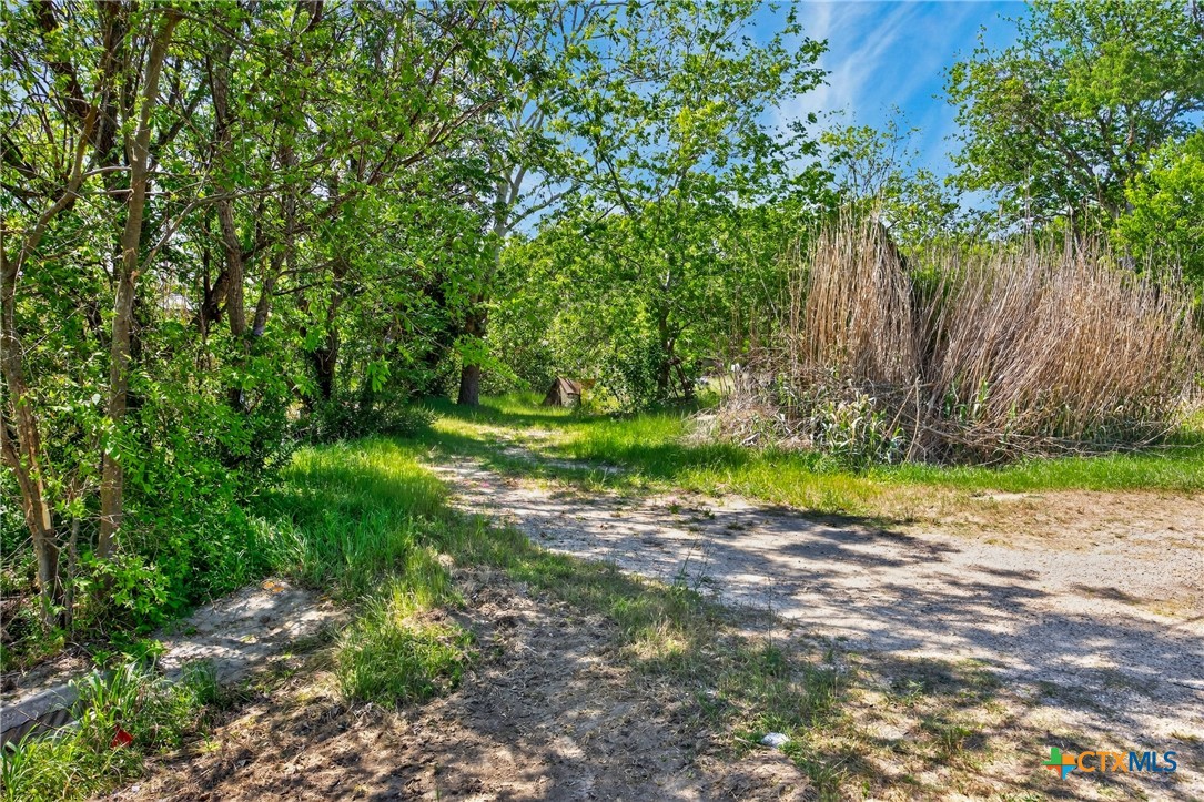 main property photo 13