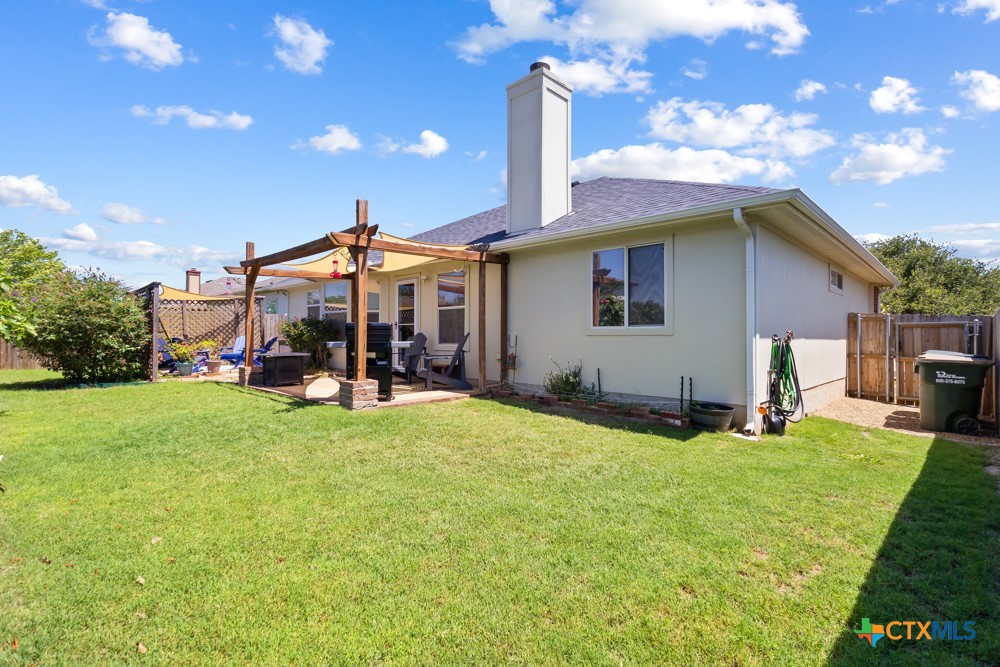 main property photo 31