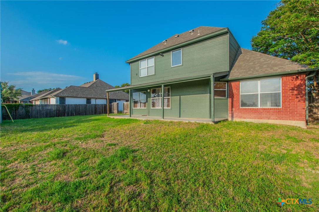 main property photo 23