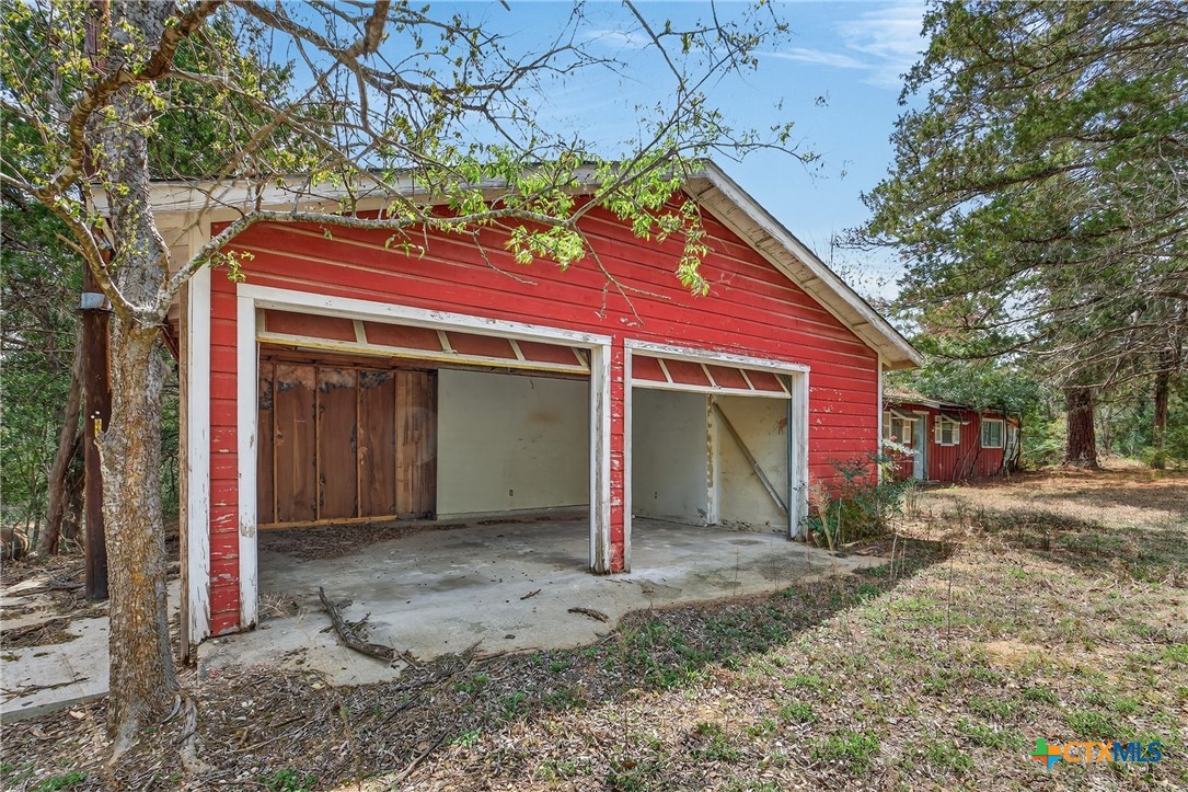 main property photo 21