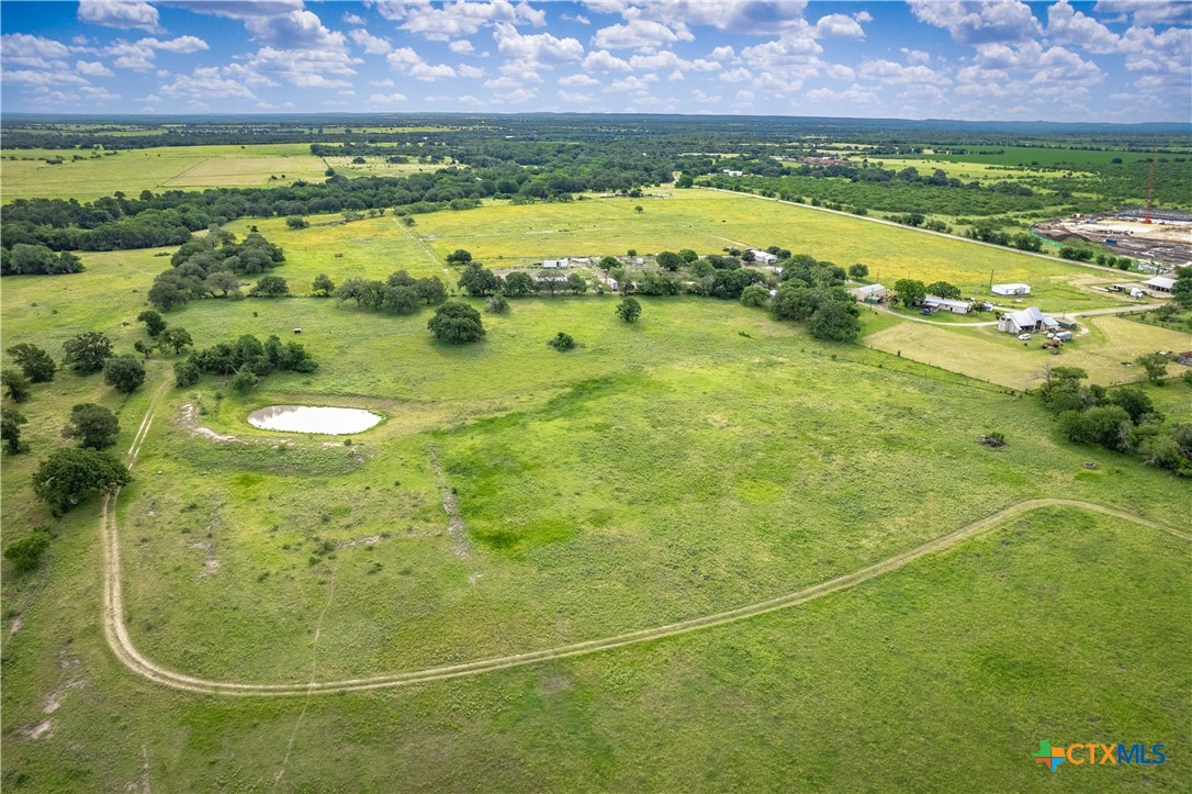 main property photo 28