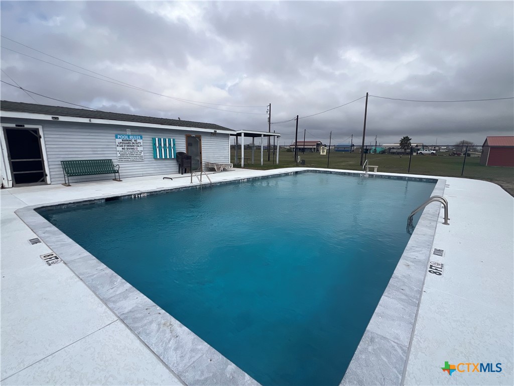 main property photo 11