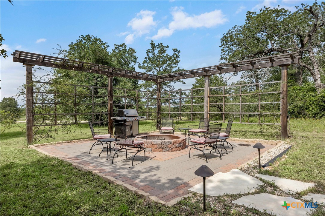 main property photo 25